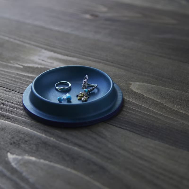 レザートレイラウンド 収納トレイ アクセサリー 時計 指輪 ピアス ギフト プレゼント 小物