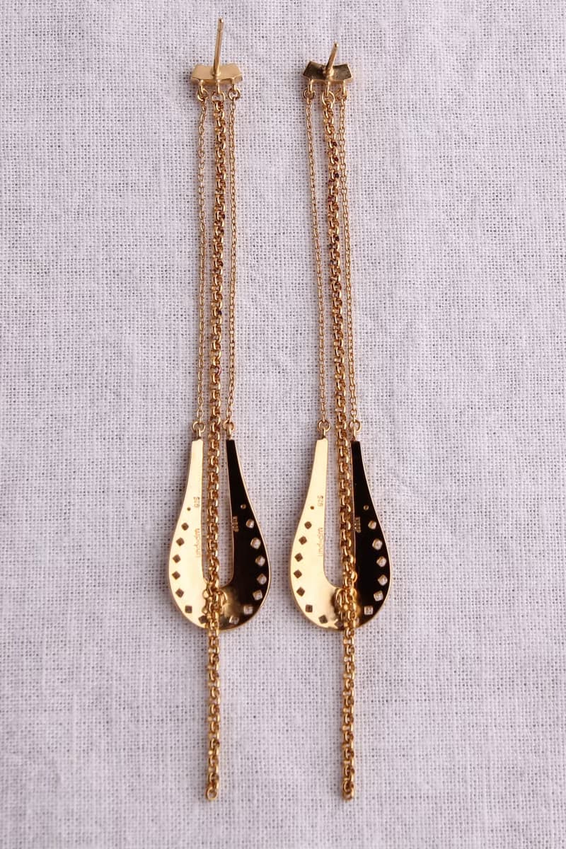 イヤードレス　ピアス　扇