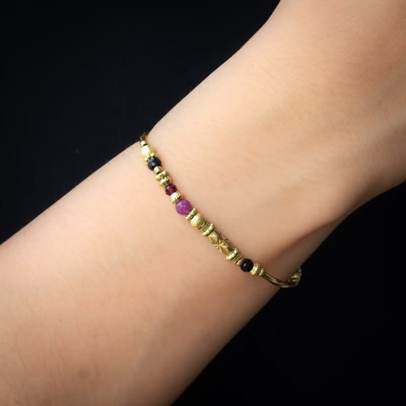 【巨蟹座】寄居天空的飛行家 l 巨蟹座紅寶石紅石榴手鍊