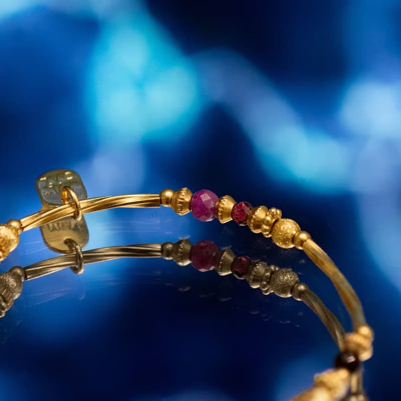 【巨蟹座】寄居天空的飛行家 l 巨蟹座紅寶石紅石榴手鍊