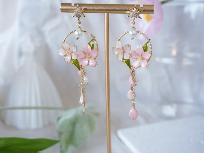 【粉白櫻花耳飾】手工原創耳飾銅線樹脂 優雅 耳環/耳夾飾品