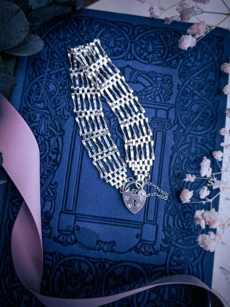 英國古董 軟編織純銀心鎖手鍊—歐洲古董首飾 Vintage Jewelry