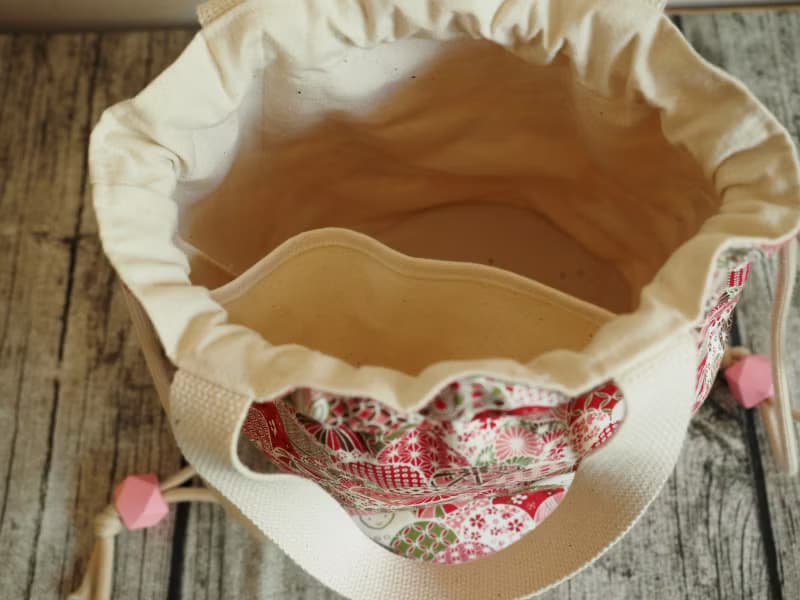 手工縫製 側肩包帆布水桶包手袋 和風紅色汽球小兔圖案