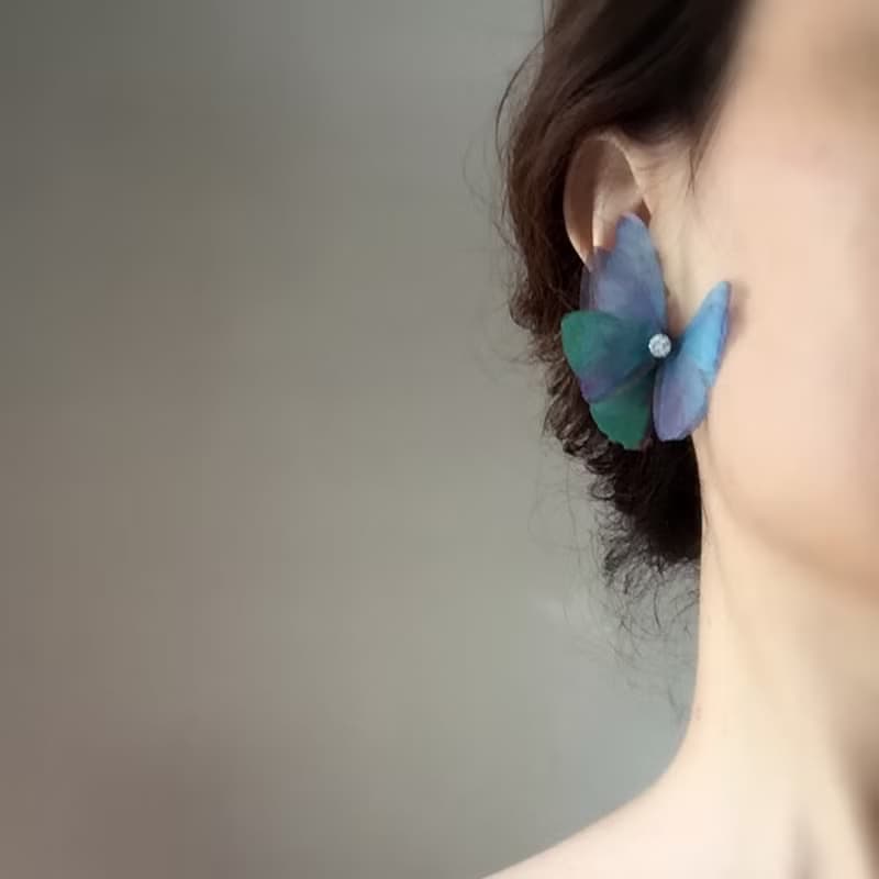 蝴蝶薄紗耳環一對&水鑽925銀耳針式 pierced or clip-on earring