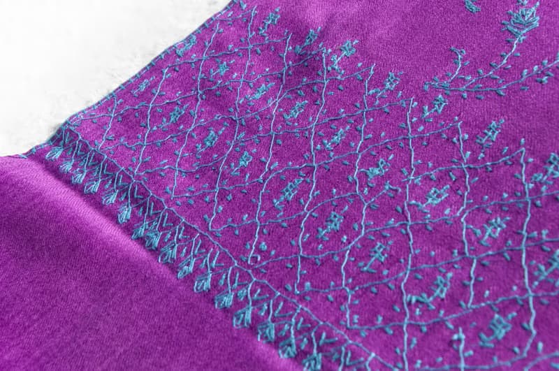 喀什米爾Cashmere 手織圍巾 編織圍巾 羊絨圍巾 純羊毛圍巾披巾 戒指絨披肩 保暖 暖暖 露營必備 登山-刺繡花朵