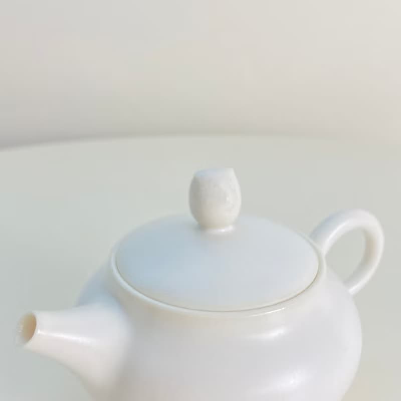 【茶具】白瓷小茶壺100ml－迷你貓頭鷹