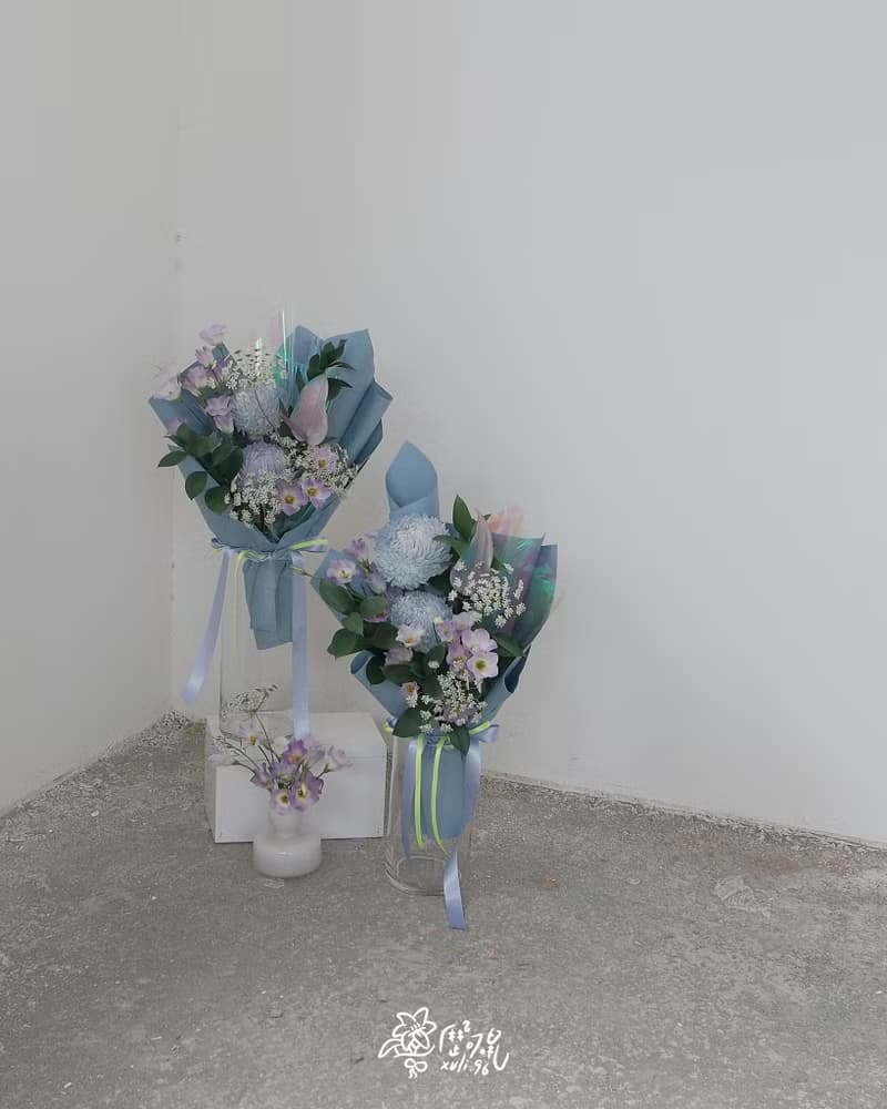 Azure. 藍紫色調 鮮花花束