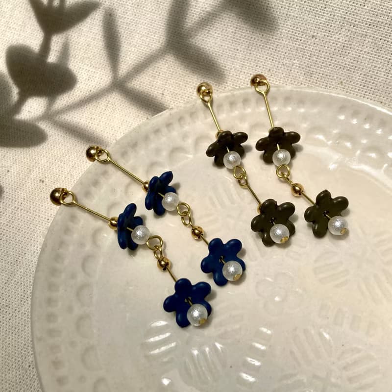 老林雜貨 | 花朵雨絲耳環 (針式 / 夾式)