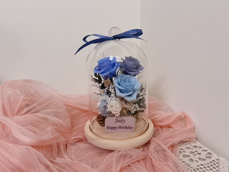 情人節 莫蘭迪藍色調 永生花玻璃罩夜燈