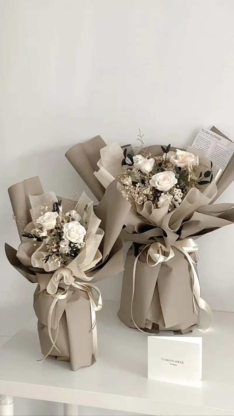Flora Flower 乾燥永生花束－復古焙茶杏仁
