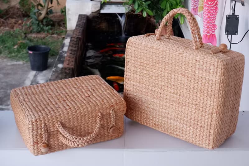 Travel bag Woven bag Water hyacinth woven bag