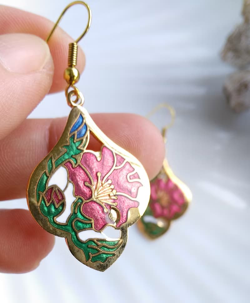【西洋古董飾品 】景泰藍 花形 紅色花卉 耳勾針 針式耳環