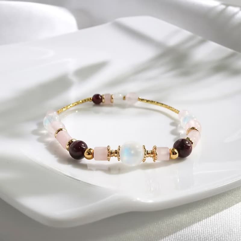 願望之月 | A01月光石粉晶石榴石水晶手鍊