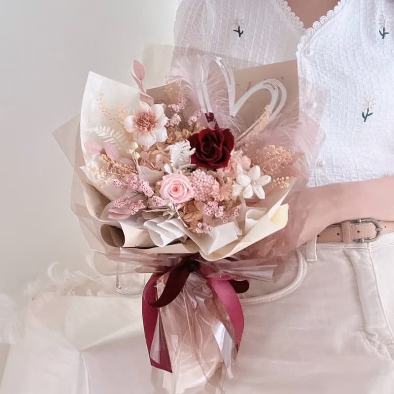 心動時刻 戀愛中最經典的紅粉色 / 七夕花束 情人節禮物 求婚花束