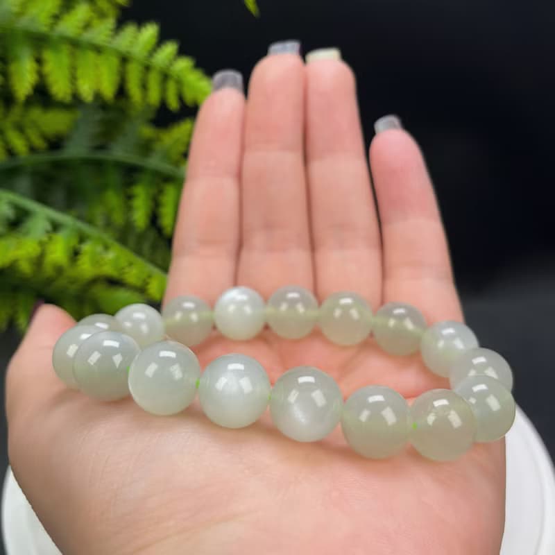 精品天然綠月光石手串綠體白月光水晶手錬男女飾品顆顆貓眼12mm