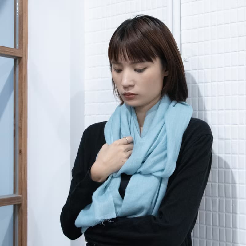 【保暖道具】喀什米爾 Cashmere 羊毛圍巾 - 天空藍