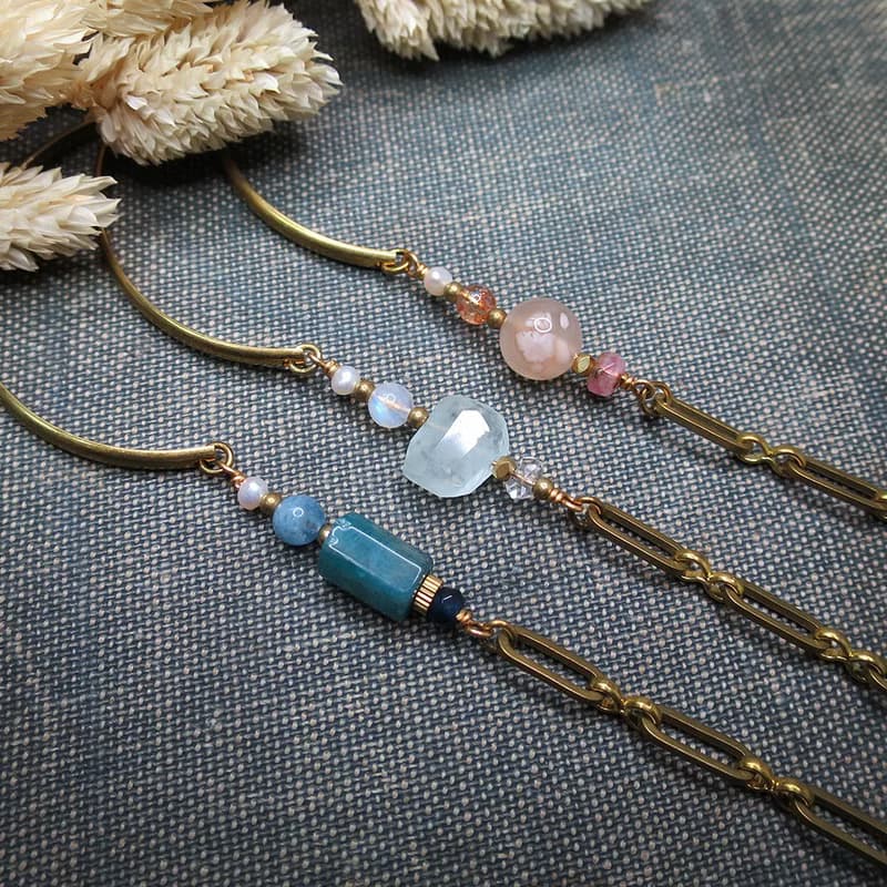 VIIART。淺潭。珍珠月光海藍寶水晶黃銅手鍊 | 原創天然石手鏈