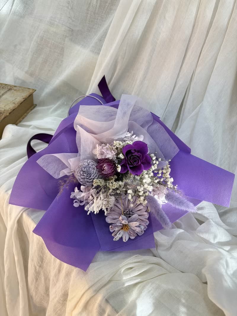 迅速出貨 畢業花束 情人節花束 生日禮物 擴香乾燥花 快速出貨