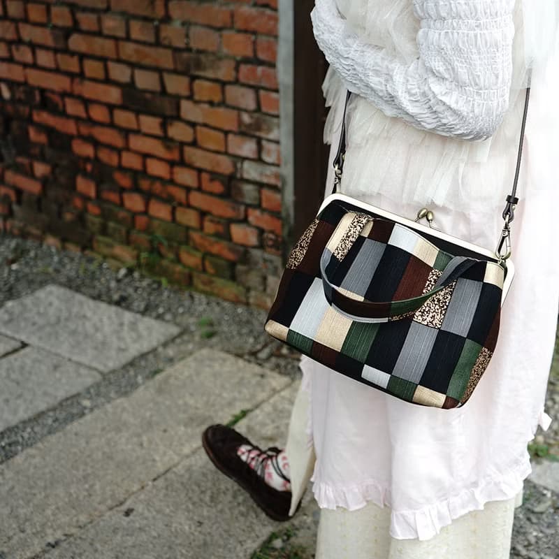 和服創意創作系列口金手提包(可側背)/生活新美學/三款花色