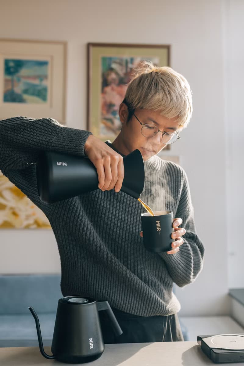 MiiR Carafe 雙層真空 保溫 經典手沖 咖啡濾壺 33oz/1.0L 經典黑