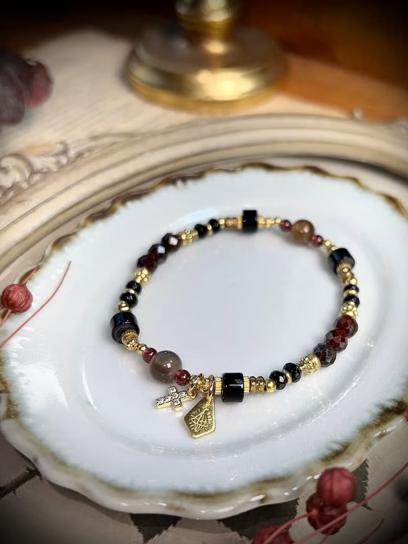 -血祭盛宴-天然水晶手鏈/黃銅手鍊