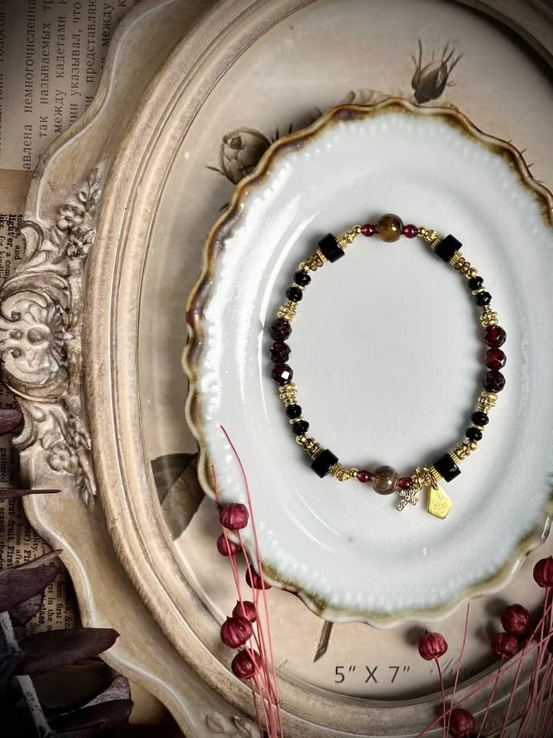 -血祭盛宴-天然水晶手鏈/黃銅手鍊