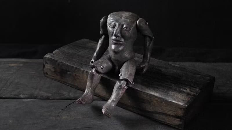 無頭先生 (雕塑 陶偶 公仔)