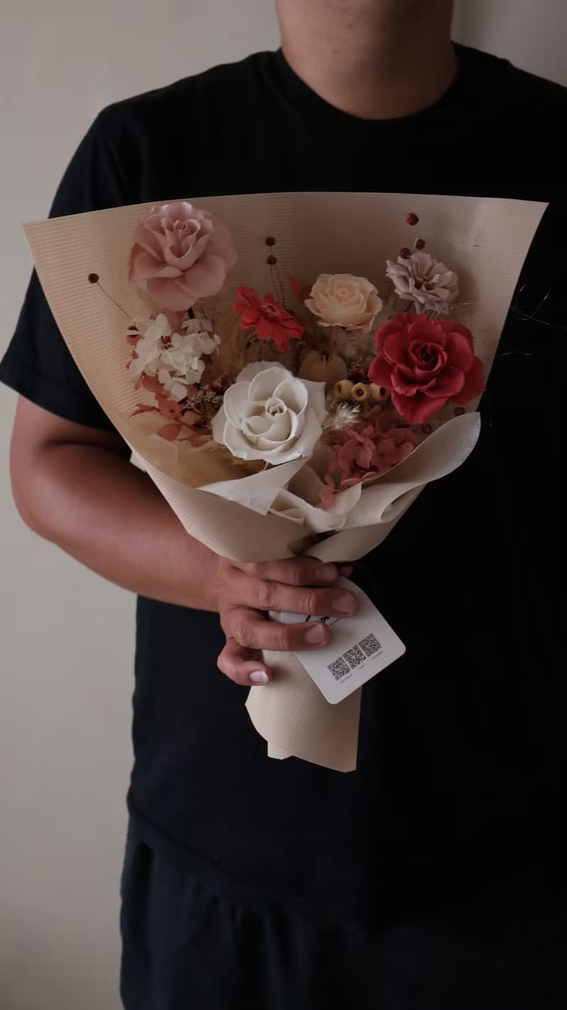 花花世界 煙燻粉玫瑰花束 永生花束 情人節花束 生日花束