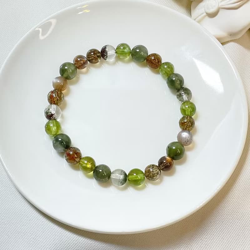 【嚴選】綠髮晶 清透綠磷灰 綠幽靈 黑骨幹 綠碧髮水晶手鍊