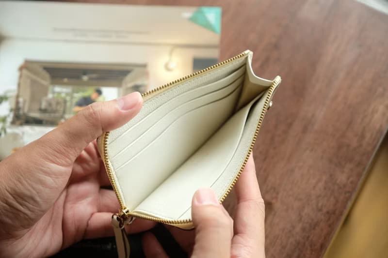 L-Zippy 卡片持有者錢包 - 珍珠白 (真皮皮夾) - 個性化錢包