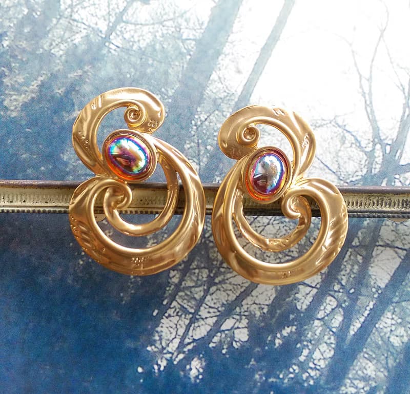 Vintage Jewelry 西洋古董飾品 AVON 啞光 霓光 花體  針式耳環