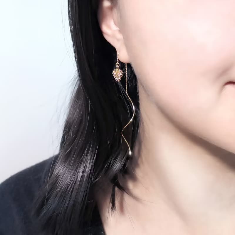 VIIART。水晶燈。浪漫波浪可調式耳線耳針-單只販售