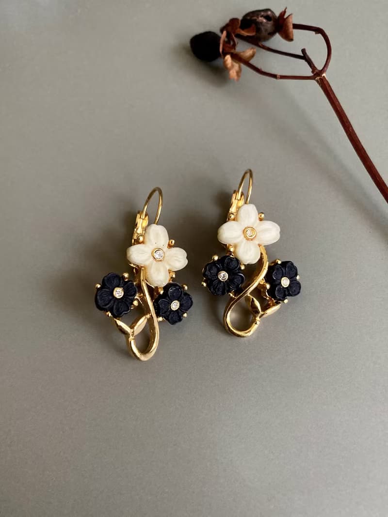 90s 西洋古董 優雅法式 BIJOUX TEMPO黑白花束耳環