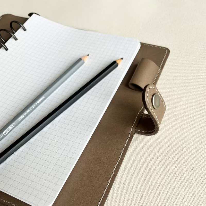 Urban  A6 / A5 六孔活頁書衣/手帳  新色登場 NEW