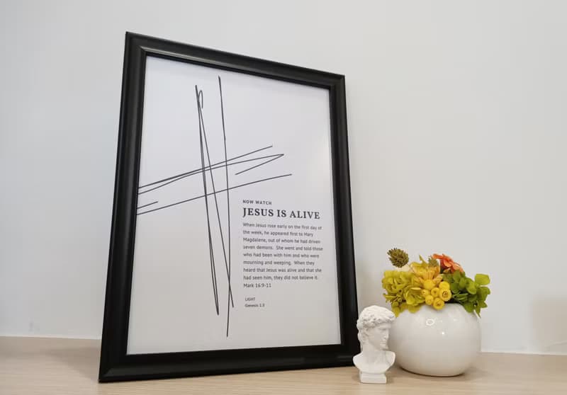 Jesus is alive北歐實木立畫框擺飾/福音禮品/喬遷/受洗/基督教商
