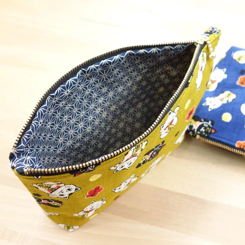 【黃色 招財貓】拉鏈 化妝包 雜物包 口罩收納