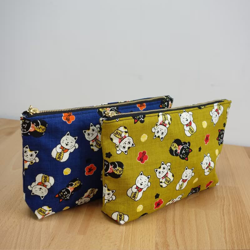 【黃色 招財貓】拉鏈 化妝包 雜物包 口罩收納