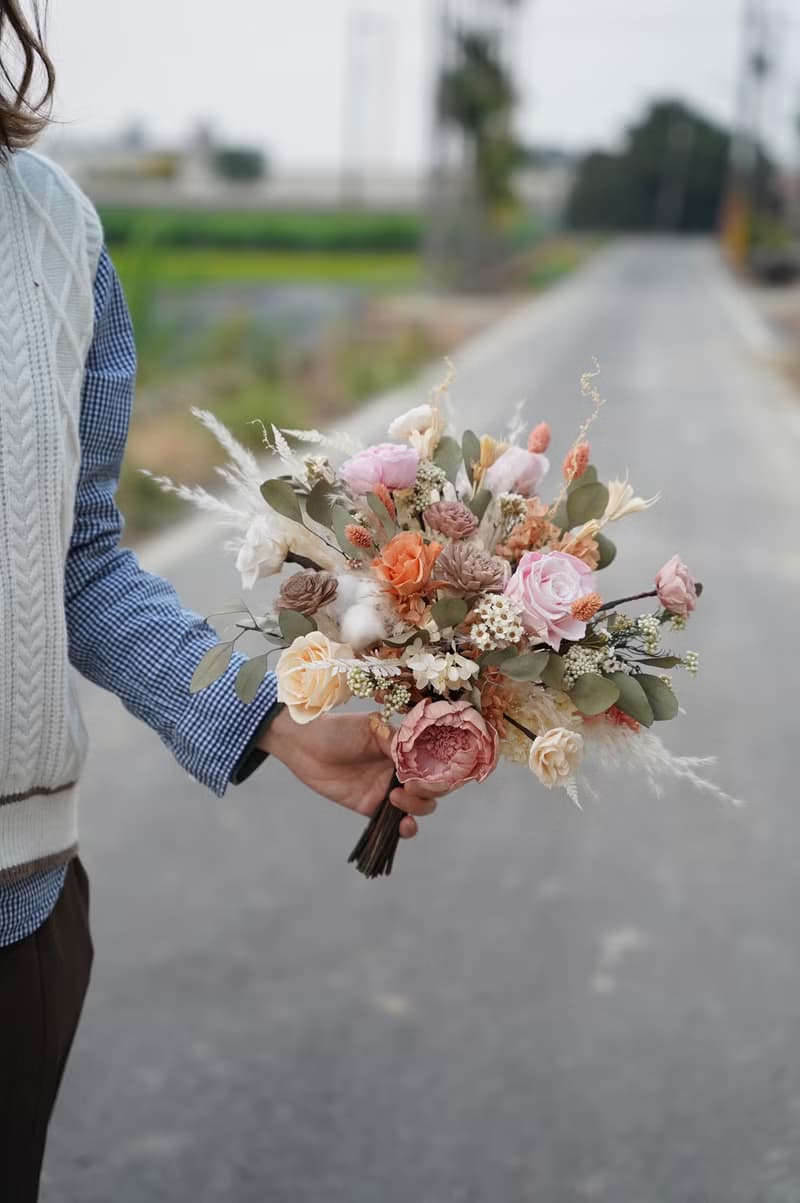 【竒植花物】粉橘微甜永生乾燥捧花 求婚花束 情人節 新娘捧花