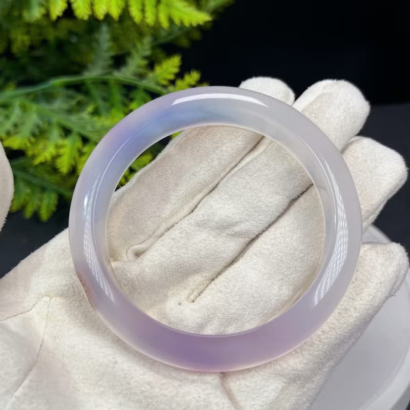 高品質 漸變紫 瑪瑙手镯 58+MM 冰潤起剛天眼飄朱砂點 氣質浪漫