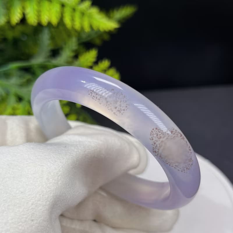 高品質 漸變紫 瑪瑙手镯 58+MM 冰潤起剛天眼飄朱砂點 氣質浪漫