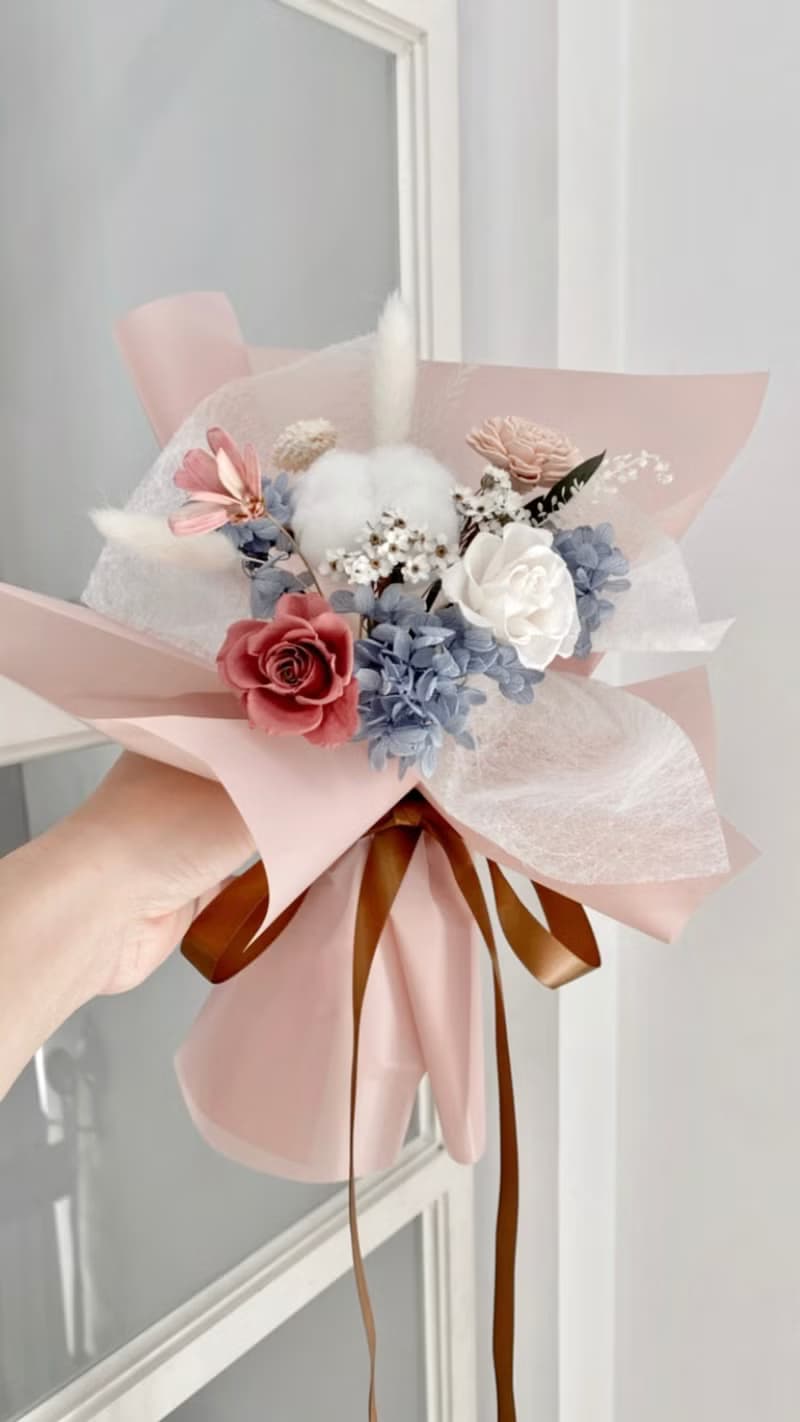 療癒粉 莫蘭迪藍 日本永生玫瑰花束 情人節 母親節