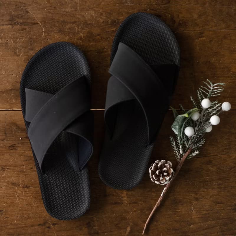 indosole CROSS 環保拖鞋 墨碳黑 男