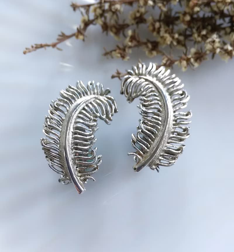 Vintage Jewelry 西洋古董飾品 JUDY LEE 銀色調 羽毛葉 夾式耳環