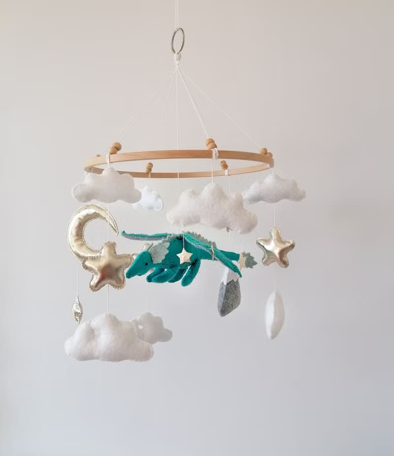 Dragon Baby Mobile Felt,Baby Shower Gift,Dragon Crib Cot Nursery Mobile Decor