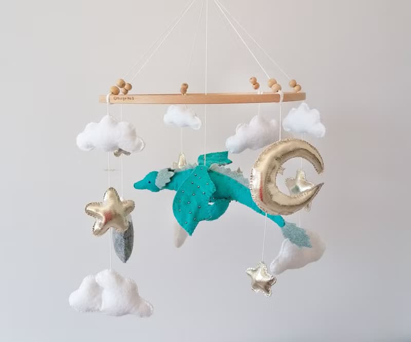 Dragon Baby Mobile Felt,Baby Shower Gift,Dragon Crib Cot Nursery Mobile Decor