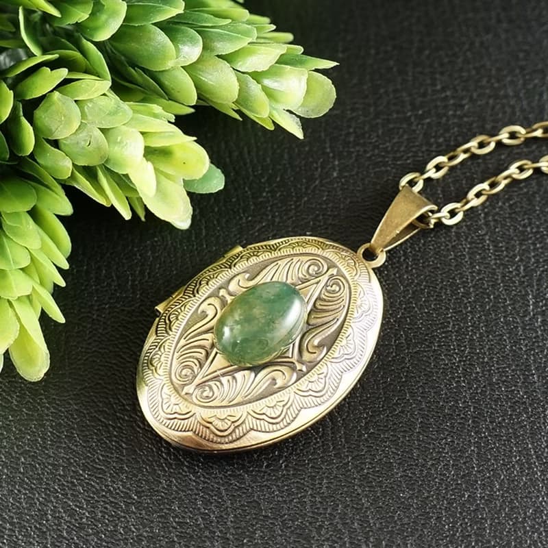 Green Moss Agate Photo Locket Keepsake Pendant Necklace Memorable Gift Jewelry