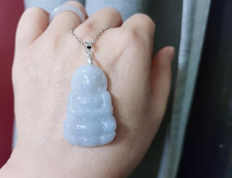 【贈品】天然翡翠 正裝觀音  買兩件翡翠贈品