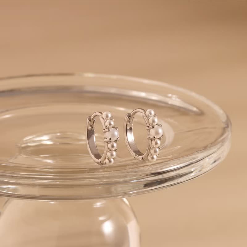 s925銀高級感小珍珠耳圈 18k金色珍珠耳環 女生耳環 媽媽禮物