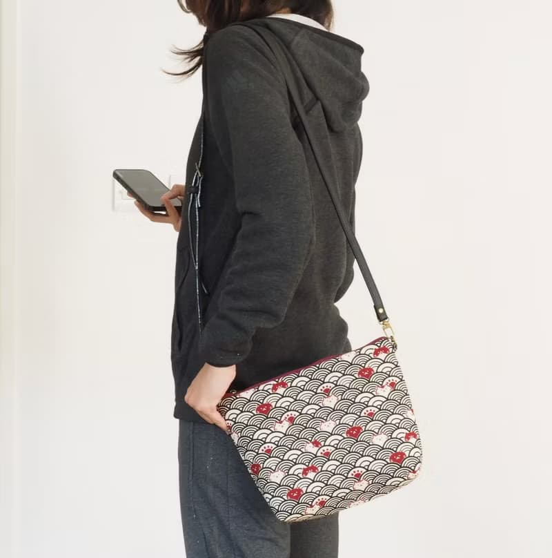 手工縫製 和風波浪躲貓貓圖案 托特側肩包帆布手袋化妝包