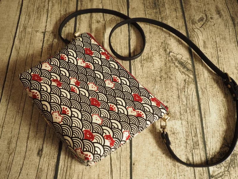 手工縫製 和風波浪躲貓貓圖案 托特側肩包帆布手袋化妝包